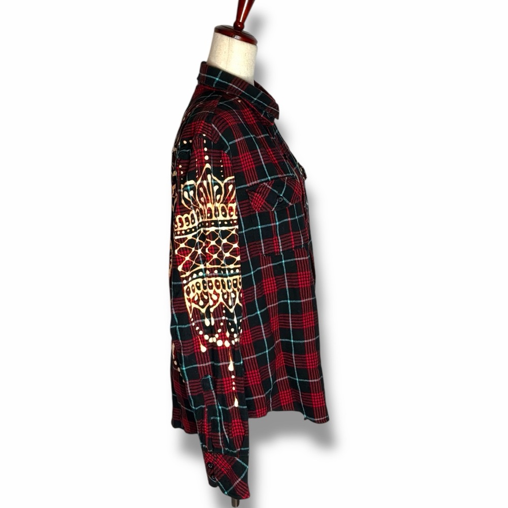 Union Bay Red Plaid Button Up Patterned Bleach Dy… - image 3